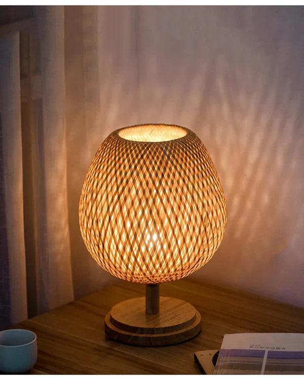 Abajur de Mesa Tecelagem De Bambu Rattan Led - Harmonia do lar