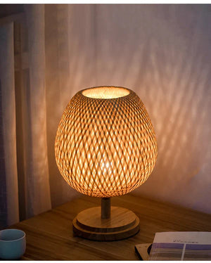 Abajur de Mesa Tecelagem De Bambu Rattan Led - Harmonia do lar